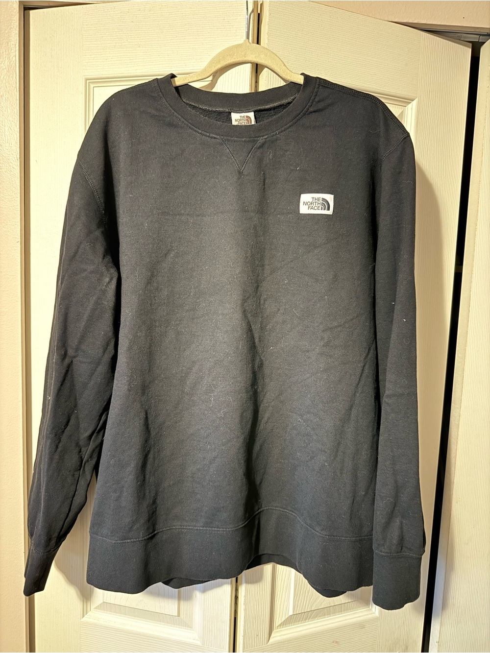 The North Face Men's Black Crewneck Pullover Sweatshirt